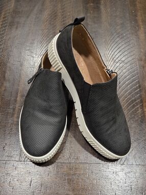 Sole Naturalizer Black And White Shoes